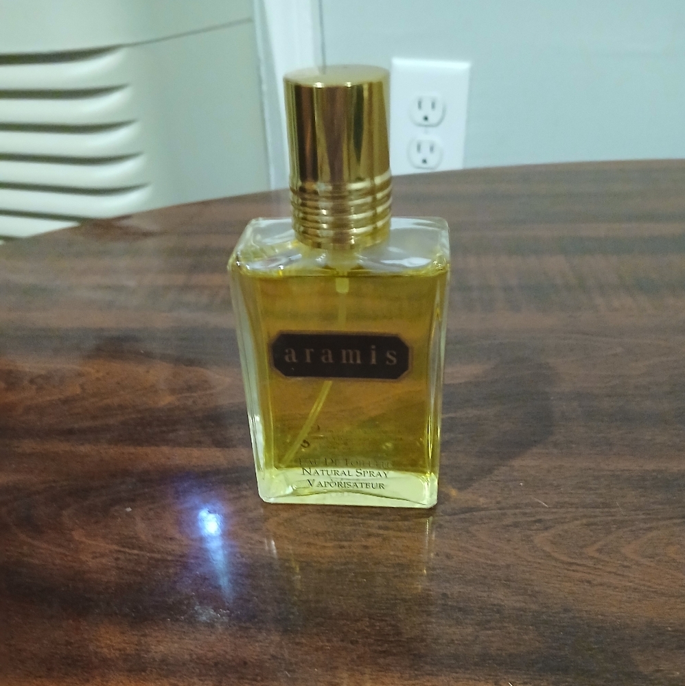 Aramis Eau de Toilette Spray 3.4 fl oz NEW